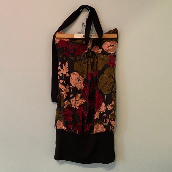 Le Chateau Dress - Picture 1 of 2